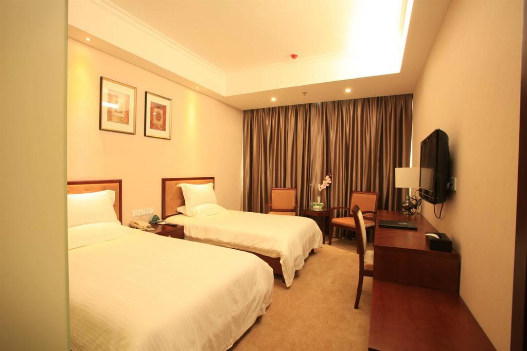 Greentree Inn Beijing Miyun Xinzhong Street Business Hotel Dış mekan fotoğraf